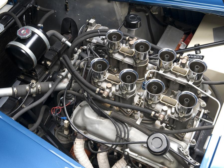  Shelby Cobra USRRC Roadster 1964 года  (фото 22 из 22)